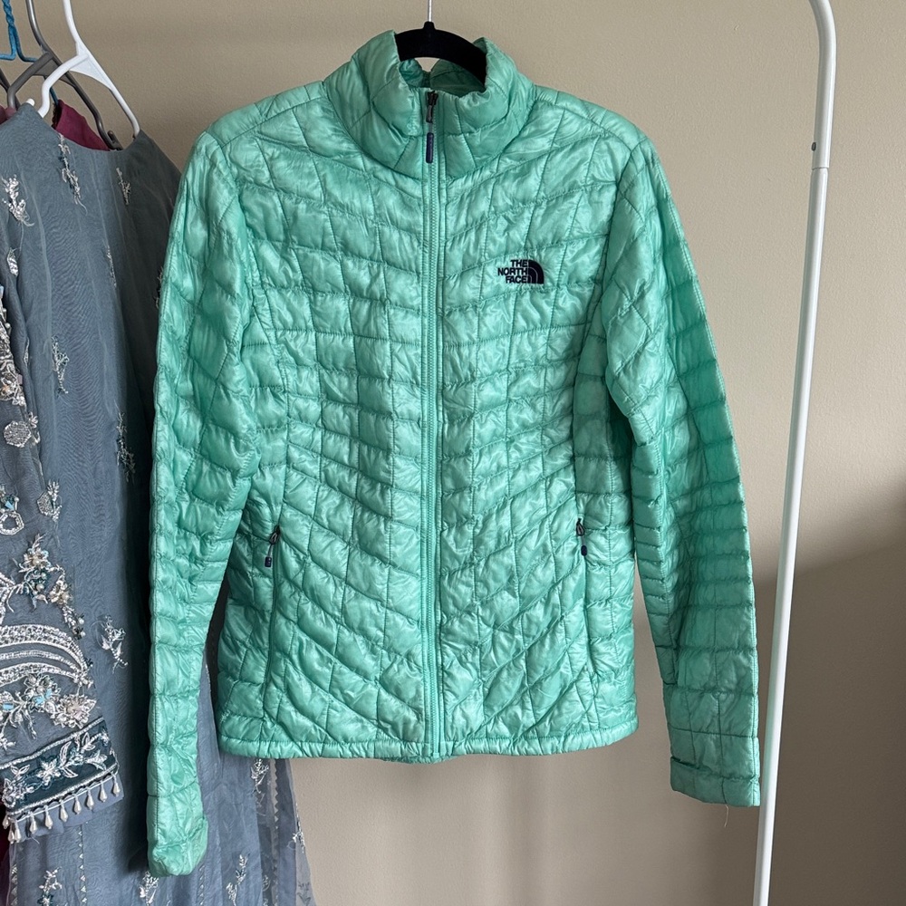 The North Face Women's Light Green Puffer Jacket